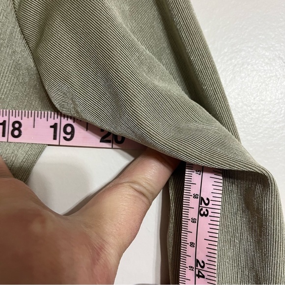 Women’s Forever 21 Metallic Green Gray Ribbed Collared Wrap Dress Size Large - Picture 5 of 10